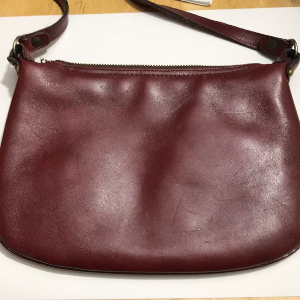 Etienne Aigner Maroon Leather Small Bag - Picture 4 of 4